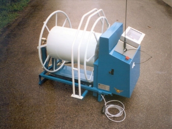 Afbeeldingen van Weri Compact Roller (WCR) Hydraulisch Slanghaspel op steunen
