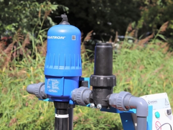 Afbeeldingen van WCR Slanghaspel 335mm Ø3/4" (Dosatron D8RE2+BP & EC Meter)(Opvoerpomp)