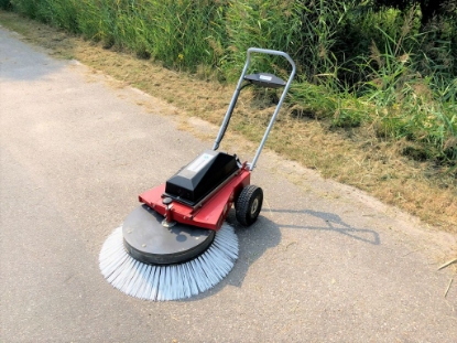 Picture of Limpar Radial Brush (With Charger)