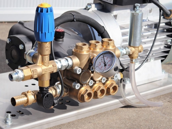Picture of Mazzoni GM43 Plunger Pumpset 43l/min~80bar 7.5Kw 400V