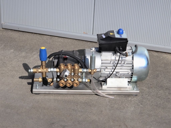 Picture of Mazzoni GM43 Plunger Pumpset 43l/min~80bar 7.5Kw 400V