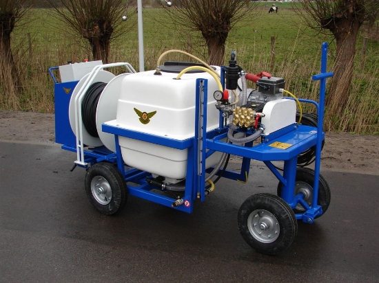 Afbeeldingen van Spuitwagen 400T DW - Plunjerpomp WS102 21 l/min~55bar - WCR Draaibaar