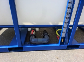 Afbeeldingen van Tank Met Roer Installatie 1700L (Dubbele Mixer Unit)