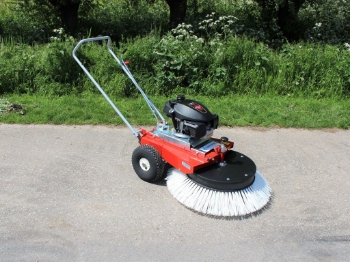 Afbeeldingen van Limpar Radiaal Veegmachine (Benzine Motor)