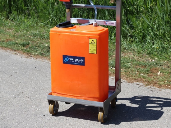 Afbeeldingen van Doseerunit op RVS frame - Dosatron D3RE5BPVF