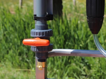 Afbeeldingen van Doseerunit op RVS frame - Dosatron D3RE5BPVF
