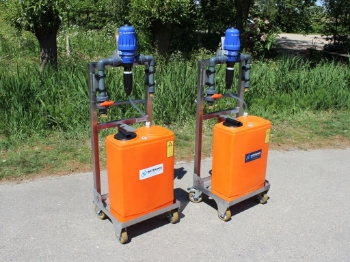 Afbeeldingen van Doseerunit op RVS frame - Dosatron D3RE5BPVF