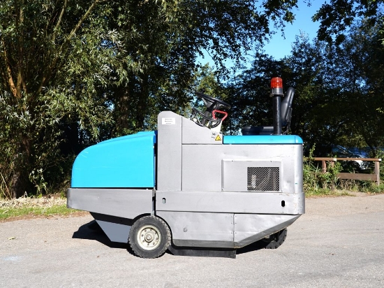 Afbeeldingen van Isal PB115E veegmachine S/N12296