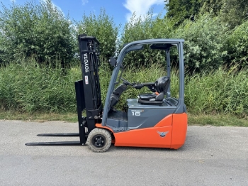 Afbeeldingen van Toyota heftruck 8FBE16T (3 wiel) S/N12904