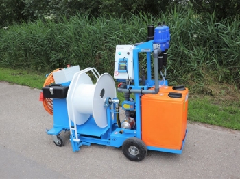 Afbeeldingen van WCR Slanghaspel 335mm Ø1" (Dubbele Dosatron D3RE2+BP)(Opvoerpomp type 2)