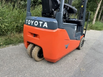 Afbeeldingen van Toyota heftruck 8FBE16T (3 wiel) S/N12904