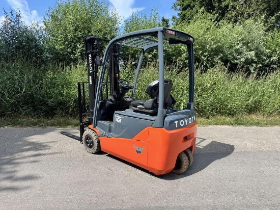 Afbeeldingen van Toyota heftruck 8FBE16T (3 wiel) S/N12904
