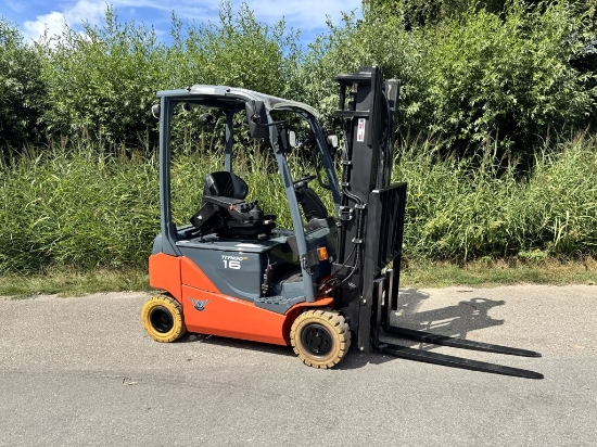 Picture of Forklift Toyota Traigo 8FBMK16T (4 Wheels)
