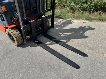 Picture of Forklift Toyota Traigo 8FBMK16T (4 Wheels)