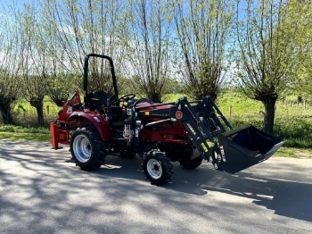 Afbeeldingen van Knegt 304G2 Tractor