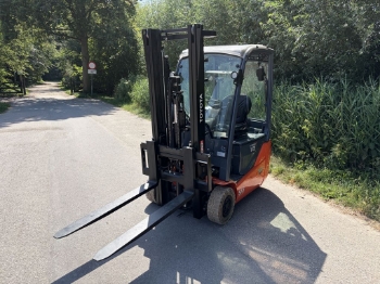 Picture of Gebr. Toyota heftruck 8FBEK18T