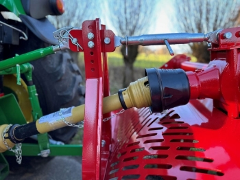 Afbeeldingen van Spitmachine ZS1800 Clipp verkruimelrol