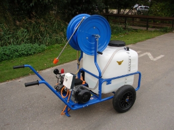 Afbeeldingen van Spuitwagen 120T - Imovilli Hobby PM33 19l/min~50bar - Handhaspel