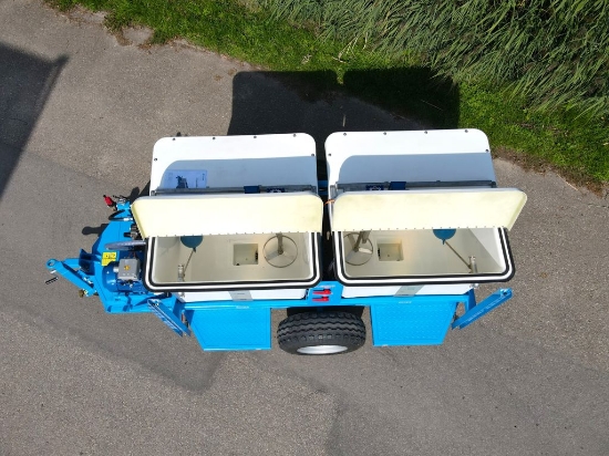 Afbeeldingen van Spuitwagen 2x 1000L - M73 membraanpomp M73 50l/min-50bar