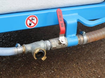 Afbeeldingen van Spuitwagen 600K - Plunjerpomp P63 42l/min~50bar - WCR (Draaibaar)