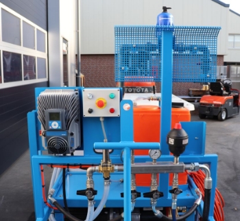 Afbeeldingen van Spuitwagen 1000K - Hydracell Pomp G25 50l/min~70bar