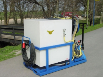 Picture of High Pressure Pumpunit 30 l/min~200bar - 1000K HDPE - Hose reel 350mm