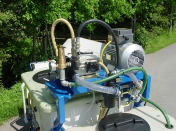 Afbeeldingen van Spuitwagen 600K-200T - Plunjerpomp P63 42l/min~50bar - WCR