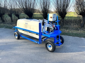 Afbeeldingen van Spuitwagen 1000T - Plunjerpomp P63 42l/min~50bar