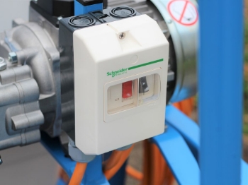 Afbeeldingen van Spuitwagen 300T - Plunjerpomp PM33 19l/min~50bar - Handhaspel 450mm (Draaibaar)