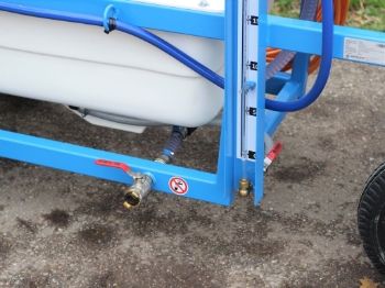 Afbeeldingen van Spuitwagen 300T - Plunjerpomp PM33 19l/min~50bar - Handhaspel 450mm (Draaibaar)