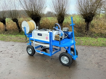 Picture of Spray Cart 200T - Plunger Pump GM40 50l/min~50bar - Hand reel 300mm (Swivable)