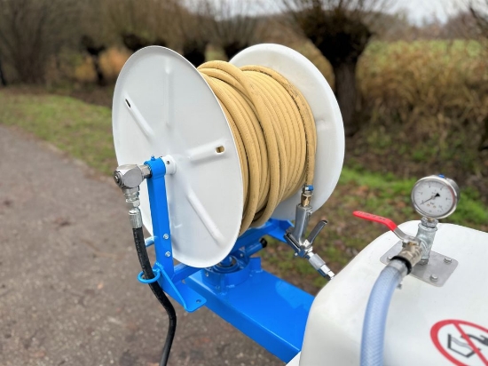 Picture of Spray Cart 200T - Plunger Pump GM40 50l/min~50bar - Hand reel 300mm (Swivable)