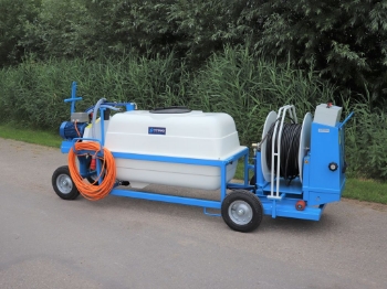 Afbeeldingen van Spuitwagen 600T - Plunjerpomp P63 42l/min~50bar - WCR (Verrijdbaar)