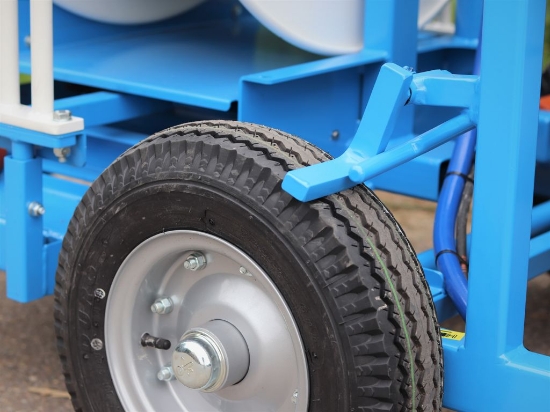 Afbeeldingen van Spuitwagen 600T - Plunjerpomp P63 42l/min~50bar - WCR (Verrijdbaar)