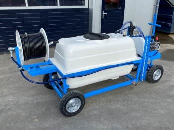Afbeeldingen van Spuitwagen 600T - Plunjerpomp P63 42l/min~50bar - Handhaspel 300 (Draaibaar)