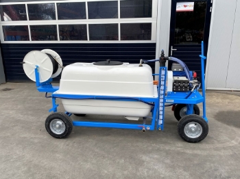 Afbeeldingen van Spuitwagen 600T - Plunjerpomp P63 42l/min~50bar - Handhaspel 300 (Draaibaar)