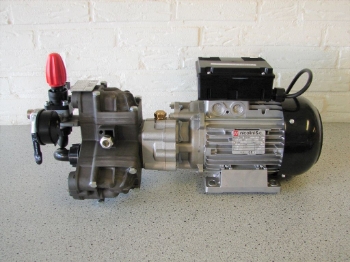 Afbeeldingen van Imovilli PM33 Plunjer Pomp set 19l/min~50bar 2,2kW 400V (Reductor)