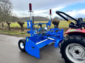 Picture of RW235T Grader (4 Wheels)