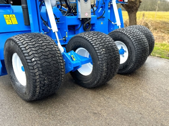 Picture of RW235T Grader (4 Wheels)