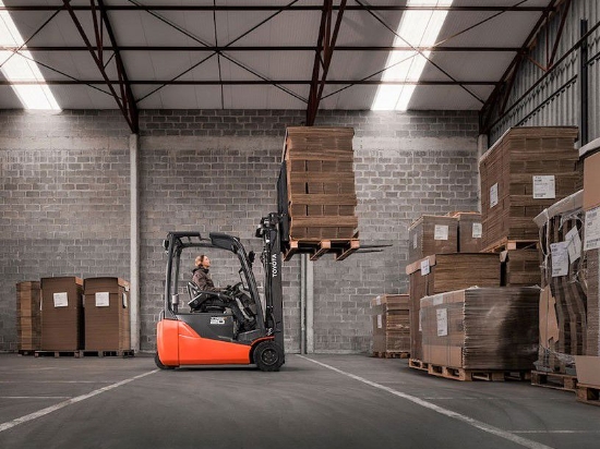 Afbeeldingen van Toyota Traigo 48 1.6T Heftruck (3 Wielen)