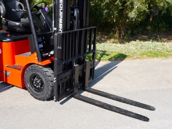 Afbeeldingen van EP EFL181 elektrische heftruck 1.8t S/N12484