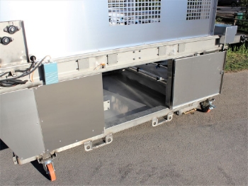 Picture of Transport mat Washer / Cleaner on wheels