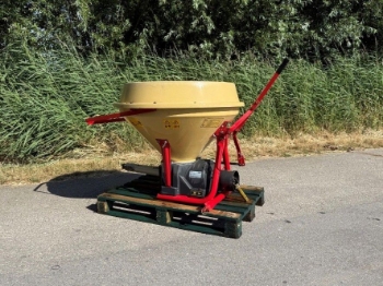 Afbeeldingen van Gebr. Kunstmeststrooier PS 203