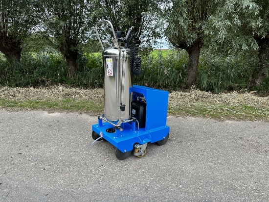 Afbeeldingen van Buisrailwagen met drukvat en compressor