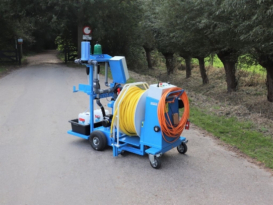 Afbeeldingen van WCR Slanghaspel 335mm Ø1" (2x Dosatron D3GL2+BP & Ec Meter) (Opvoerpomp)