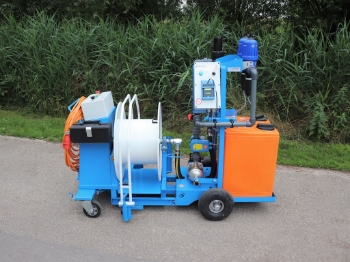 Picture of WCR Hose Reel 335mm  Ø1" (Double Dosatron D3RE2+BP)(Booster Pump type 2)
