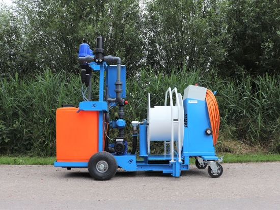 Picture of WCR Hose Reel 335mm  Ø1" (Double Dosatron D3RE2+BP)(Booster Pump type 2)