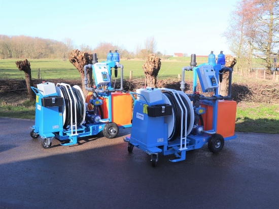 Picture of WCR Hose Reel 335mm  Ø1" (Double Dosatron D3RE2+BP)(Booster Pump type 2)