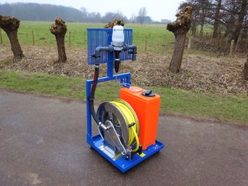 Picture of Dosing unit D3RE2BPVFP with 60L barrel and hose reel (parallel)