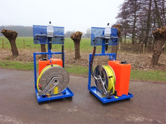 Picture of Dosing unit D3RE2BPVFP with 60L barrel and hose reel (parallel)